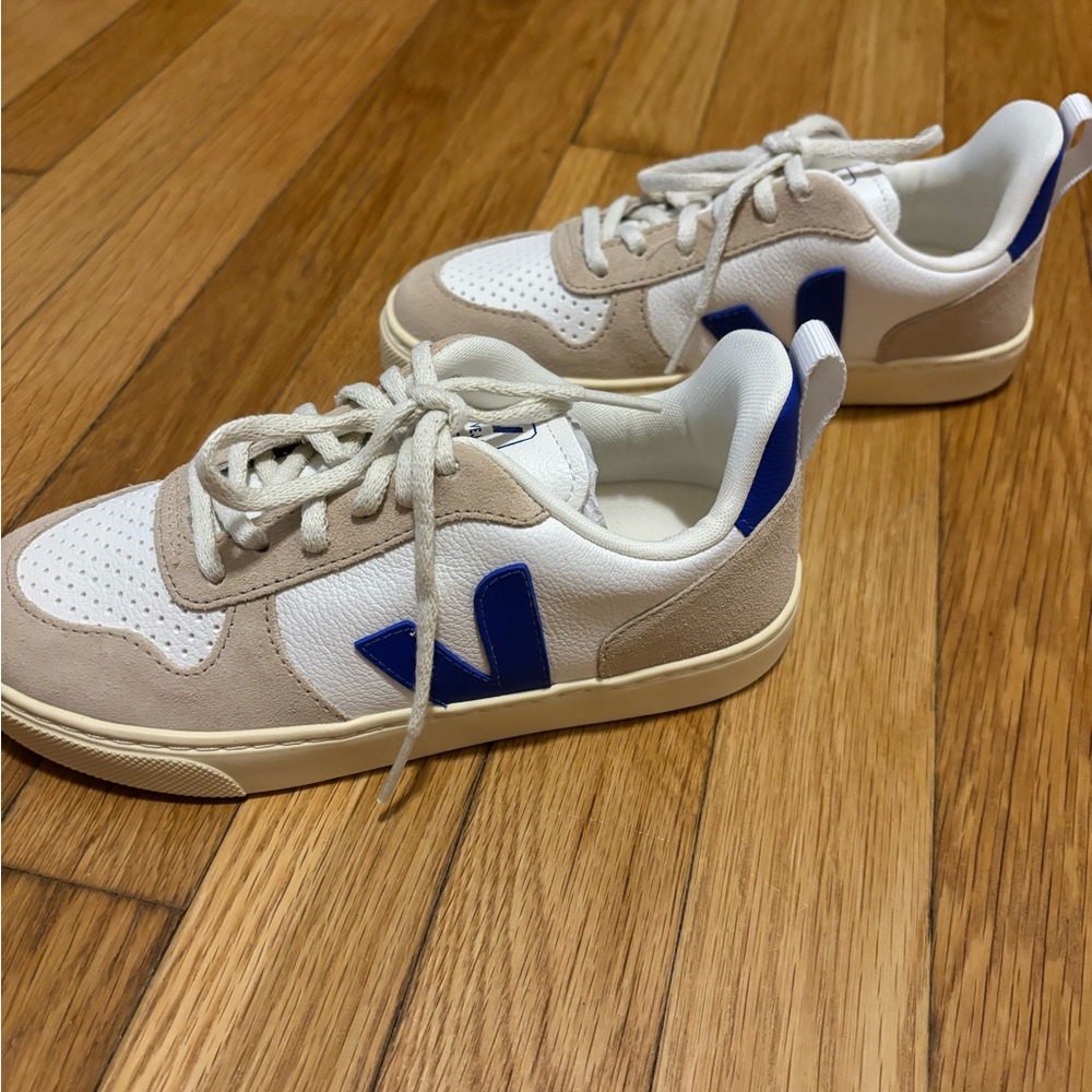 Veja sneakers